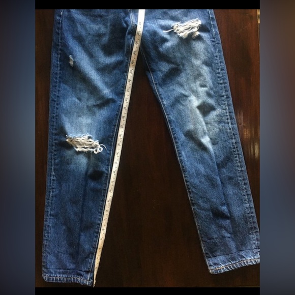 LEVI's 501t (Tapered Jean, Slight Distressed) - Picture 10 of 11